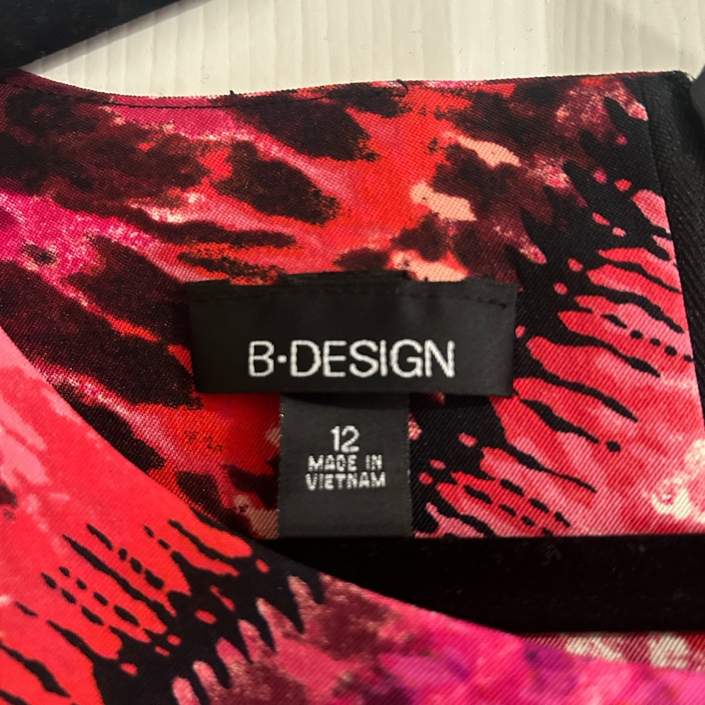 B-Design Tribal Pattern Dress - Picture 7 of 7